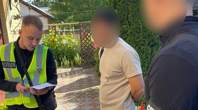 Вимагали гроші за безкоштовні операції: у Сумах судитимуть трьох лікарів-хабарників