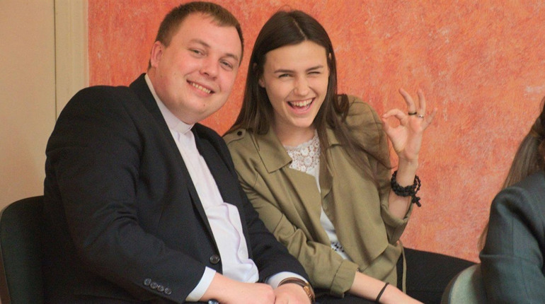 Ще вчора був студентом, а сьогодні — ректор. Історія священника з Городка, який очолив виш у 31 рік