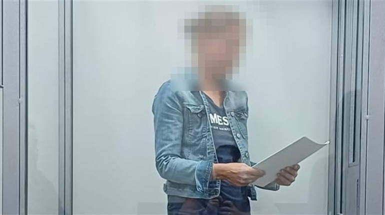 Коригувальниця з Чорноморська зливала ворогу дислокації військових на Одещині: її судитимуть