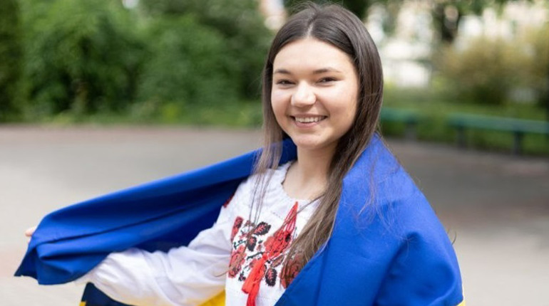 Студентка з Умані відзначена обласною премією за особливі заслуги в розбудові молодіжної політики