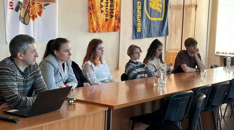 Проєкт Пліч-о-пліч. Корюківка співпрацює з Золотоніською громадою, а Холми — з Козинською