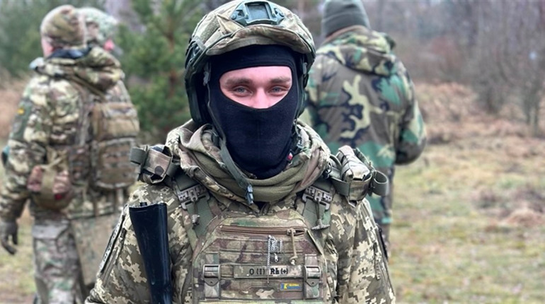«Живуть своїм життям»: історія бійця «Поліських вовків», який на захист країни приїхав з-за кордону