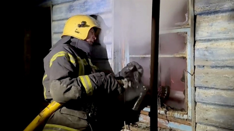 Під час гасіння пожежі у селі Чапліївка виявили тіло жінки (відео)