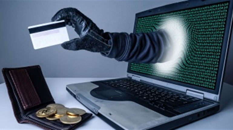 Шкідливе посилання: на Первомайщині громадянку ошукали на 25 тисяч гривень. Поліція шукає аферистів