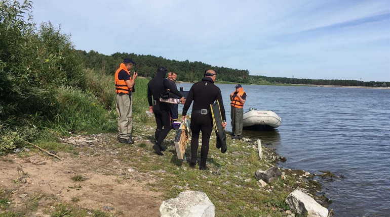 Четверту добу тривають пошуки любителя підводної риболовлі, що зник на водоймі-охолоджувачі ХАЕС