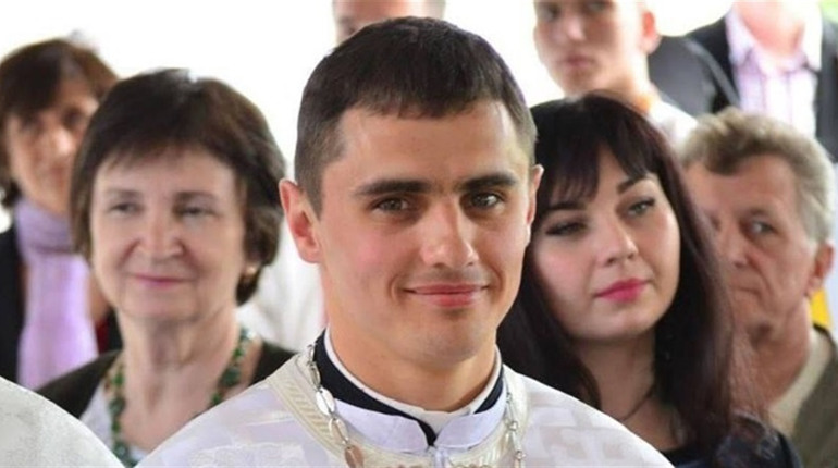 Священник з Мелітополя пережив 9 місяців тортур та депортацію: продовжує служити Богу і народу