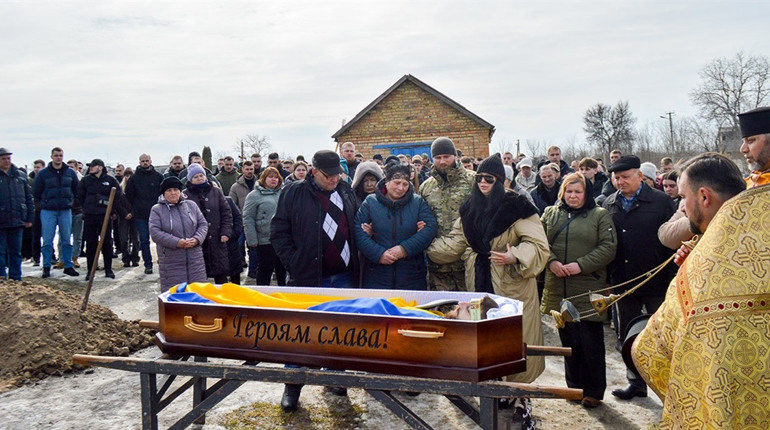 Його серце билося в унісон з волею України - в Кагарлику провели в станню путь воїна Назара Жирного