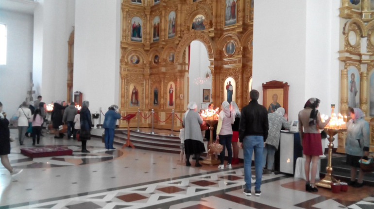 Де дивитися Великодні богослужіння