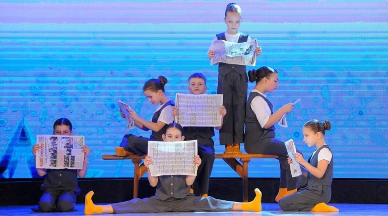 Гран-прі — з газетою в руках: як танцівники «Art Fusion» презентували «Наше місто» на фестивалі