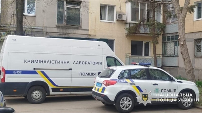 Напали на 73-річну жінку: у Жовтих Водах поліцейські затримали двох підозрюваних у розбійному нападі