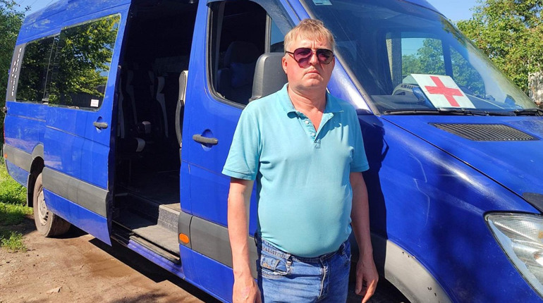 Повітряна тривога, а ми веземо людей. Як в умовах війни працює білопільський перевізник