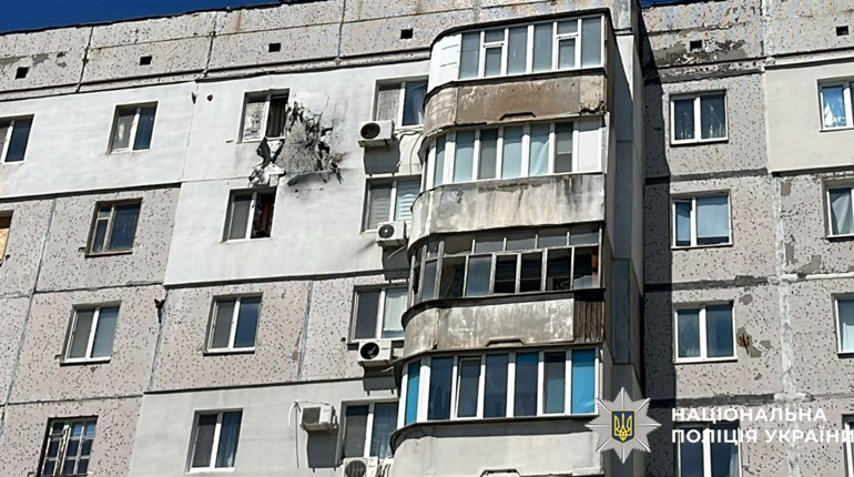 Загарбники атакували 37 міст і сіл Херсонщини: 12 поранених, серед них поліцейські і волонтери