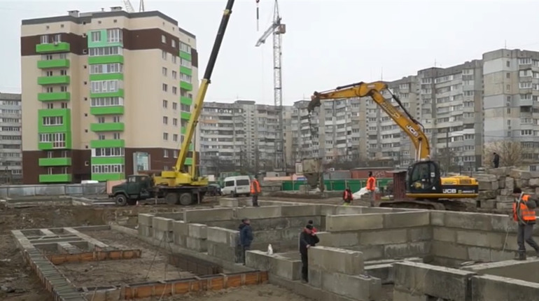 Як триває будівництво школи №23 у Херсоні: розповідаємо і показуємо відео