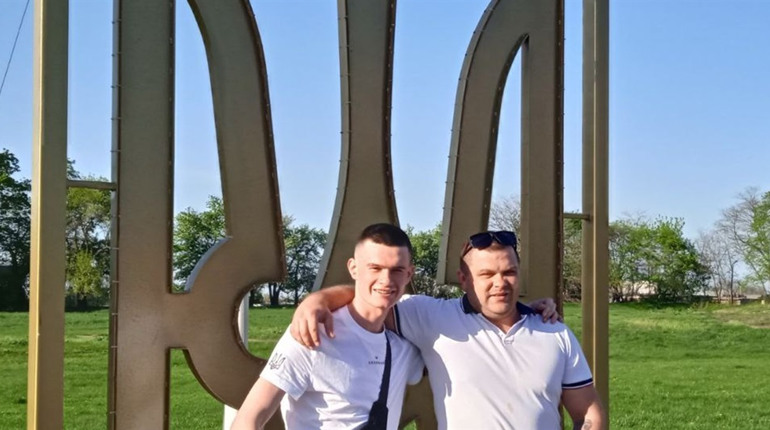 Після полону повернувся додому Максим Баришник з Маловодяного