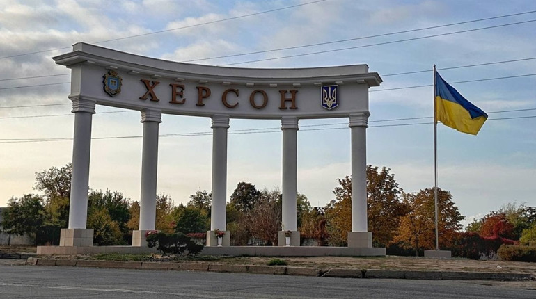 Наслідки ворожих обстрілів на Херсонщині за добу: двоє загиблих, один поранений