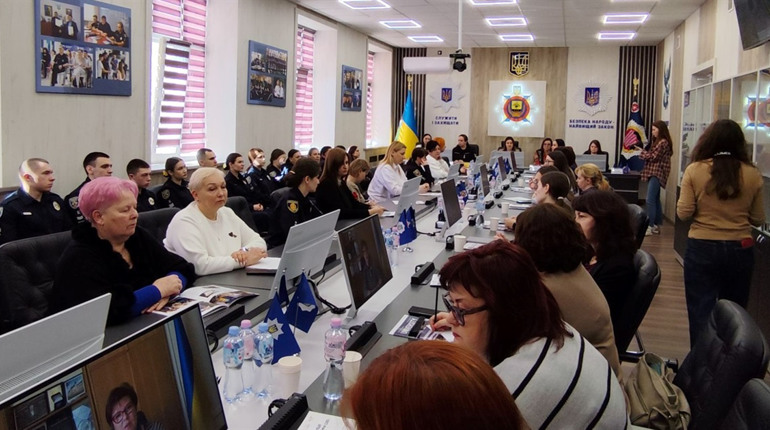 Досвід Дмитрівської громади представили на круглому столі "Жінки. Мир. Безпека"