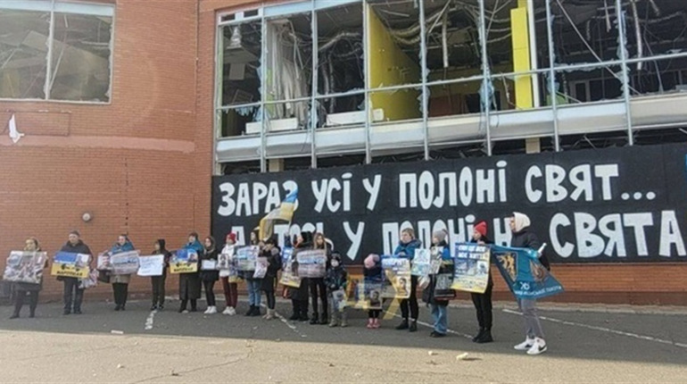 Поверніть з пекла: в Одесі мітингували родичі полонених, яких незаконно утримує росія