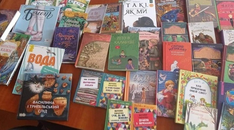 Бібліотеки Паланської громади поповнились новими книгами