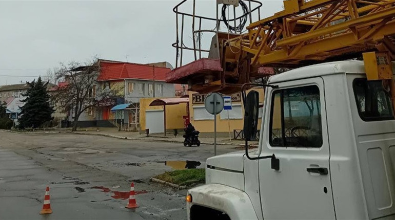 Скільки окупанти платять псевдопосадовцям у Каховському районі