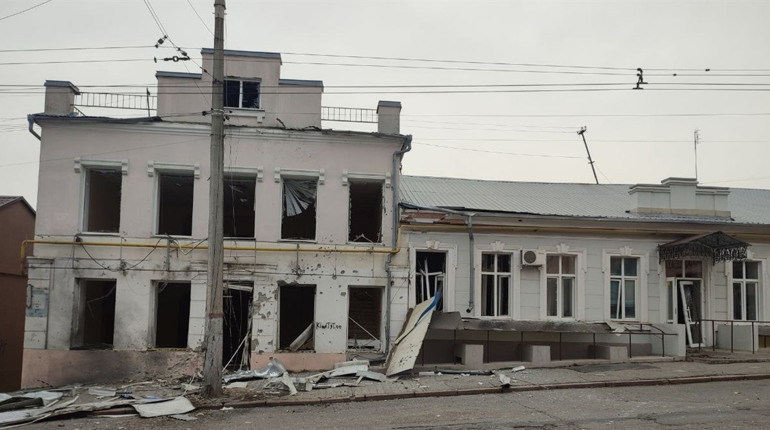 Зранку 30 листопада росіяни обстріляли центр Херсона (ФОТО)