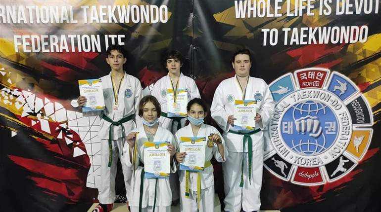 Переяславці тріумфували в чемпіонаті області з таеквон-до ІТФ