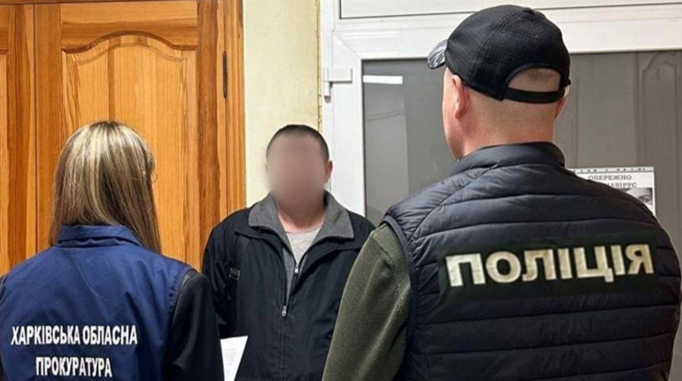 Публічно закликав колишніх колег-залізничників до співпраці з державою-агресоркою