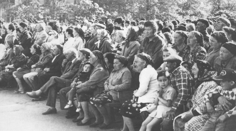 Довгий шлях повернення до рідної землі