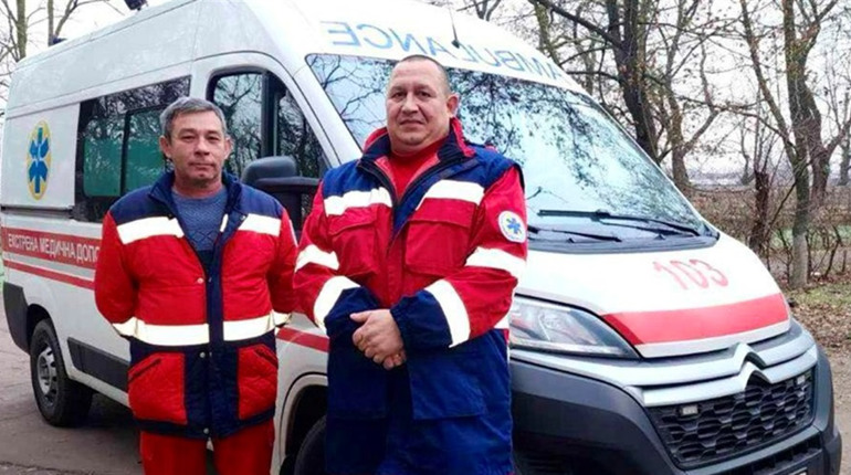 У Великому Дальнику бригада екстреної допомоги прийняла пологи в автомобілі швидкої