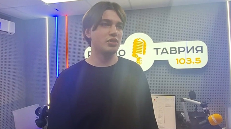 Пасинок Кирила Стремоусова «став журналістом, аби продовжувати справу батька»
