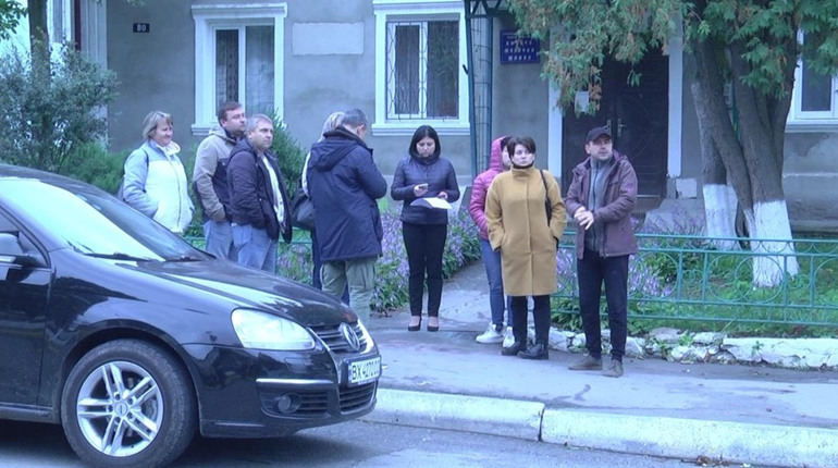 Поки працюватимуть дистанційно. Скільки часу