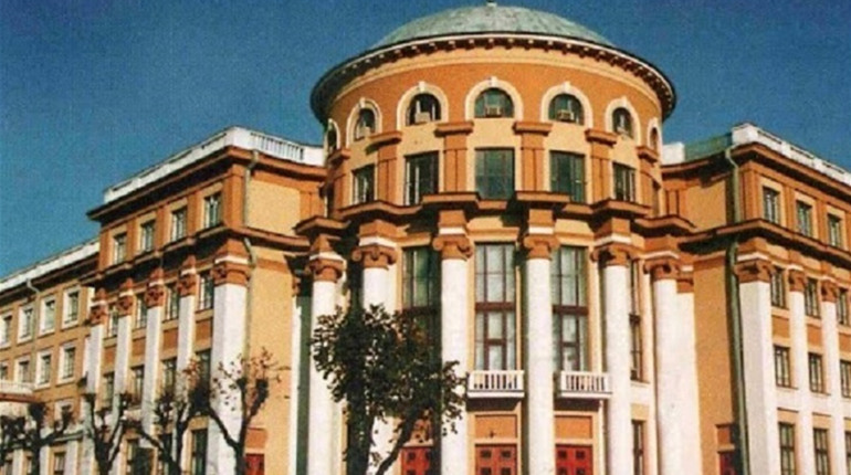 Хто з калинівчанок балотується у депутати Вінницької обласної ради