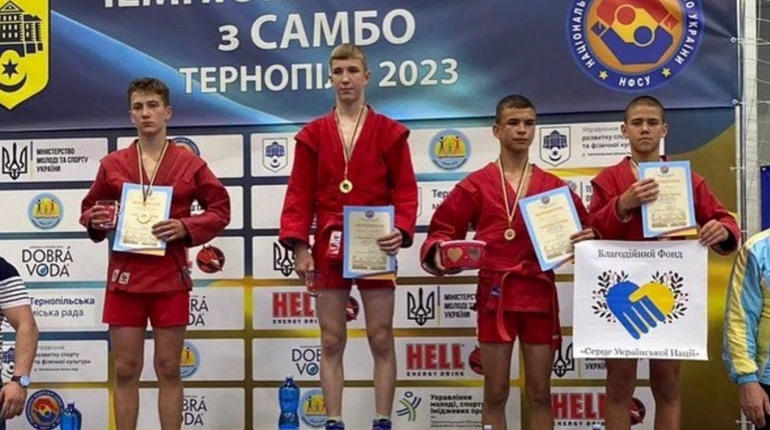Нетішинець Тимур Брус – бронзовий призер Чемпіонату України зі спортивного самбо