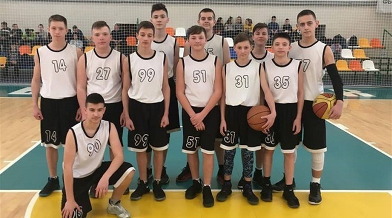 Калинівчани стали чемпіонами області з баскетболу