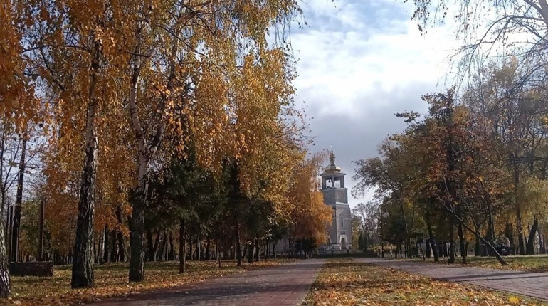 Останні дні тепла: якою Гадяч запам'ятається нам цією осінню (фоторепортаж)