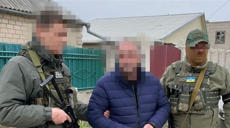 СБУ затримала херсонця, який під час окупації влаштувався до ворожого "управління мвс"