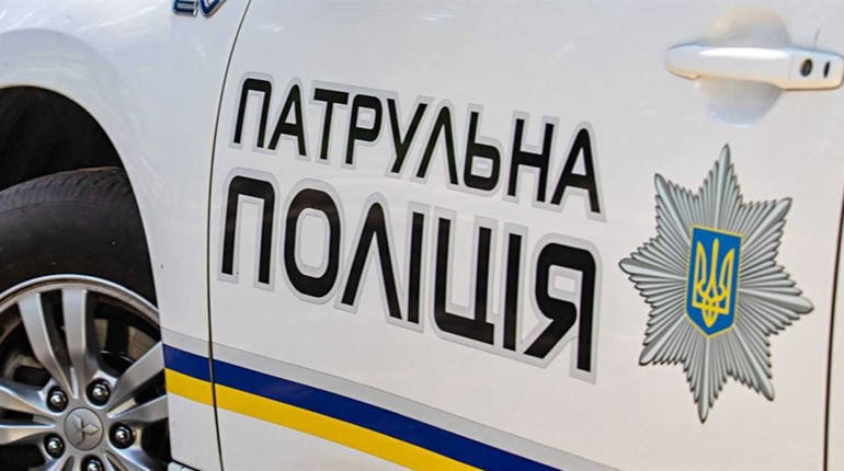 У Переяславі жінка вночі подзвонила в поліцію, щоб доставили її додому: хроніка 1 серпня