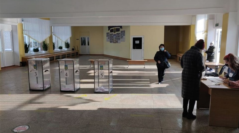 Явка на виборах Херсонського міського голови на 13:00 склала 9,25%