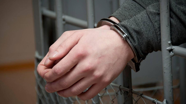 Херсонець під час пиятики забив свого товариша до смерті. Йому загрожує тюремний строк