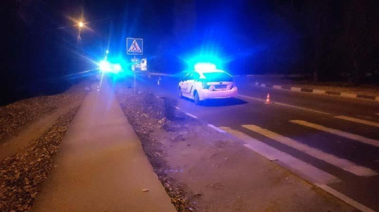 Водій, який насмерть збив велосипедистку у Вараші, проведе 4 роки за ґратами