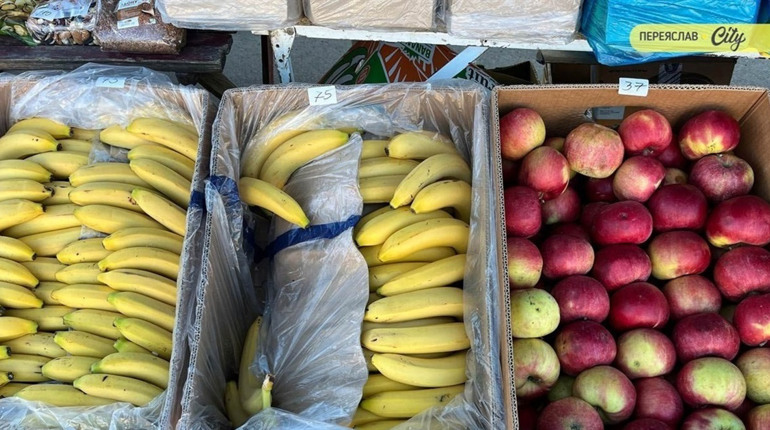 Продукти в Україні дорожчають: які ціни чекати на хліб, овочі та фрукти влітку 2026 року