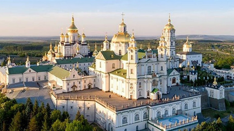 Тернопільський нардеп пропонує прийняти постанову передачі Почаївської та Києво-Печерської лаври ПЦУ