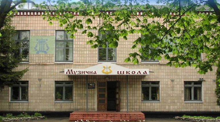 У Ніжинській музичній школі відбудеться авторський концерт з нагоди ювілею видатних земляків