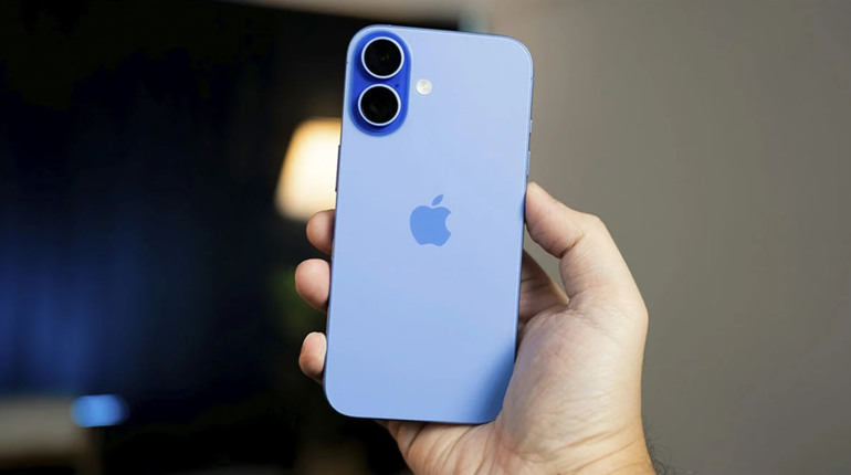 Водонепроникні чохли для iPhone 16: наскільки вони захищають телефон?
