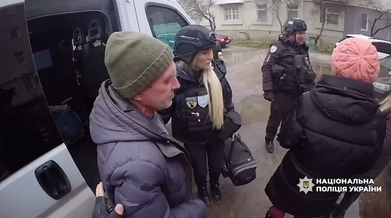 «Білі янголи» евакуювали жителів прикордонної Білопільщини