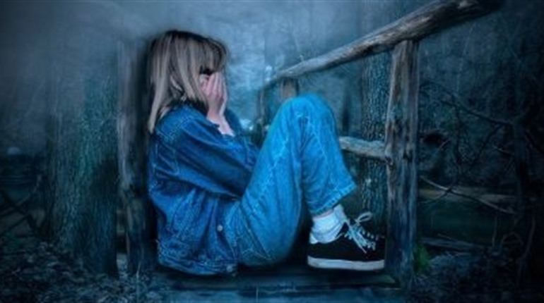 На Житомирщині взяли під варту вітчима, який зґвалтував свою 12-річну пасербицю