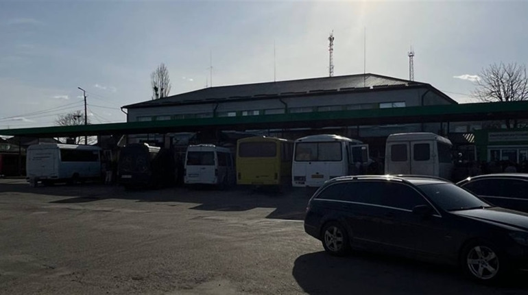 «Доїхати треба, то і платити теж»: у Сарнах зростають ціни на маршрутки