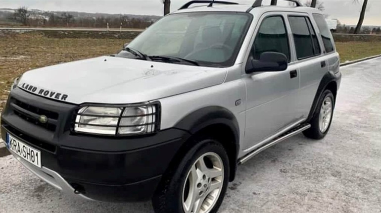 На Кременеччині вдова придбала автомобіль для побратимів загиблого чоловіка