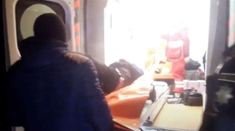У Шостці співробітники ДСНС врятували чоловіка під час ліквідації пожежі. В якому стані потерпілий