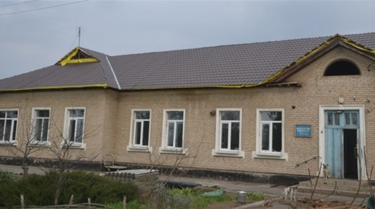 У Таврійську відновлюють лікарню