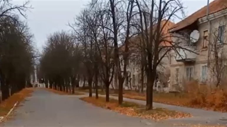 У Новій Каховці відновили електрику і шукають безгосподарне майно
